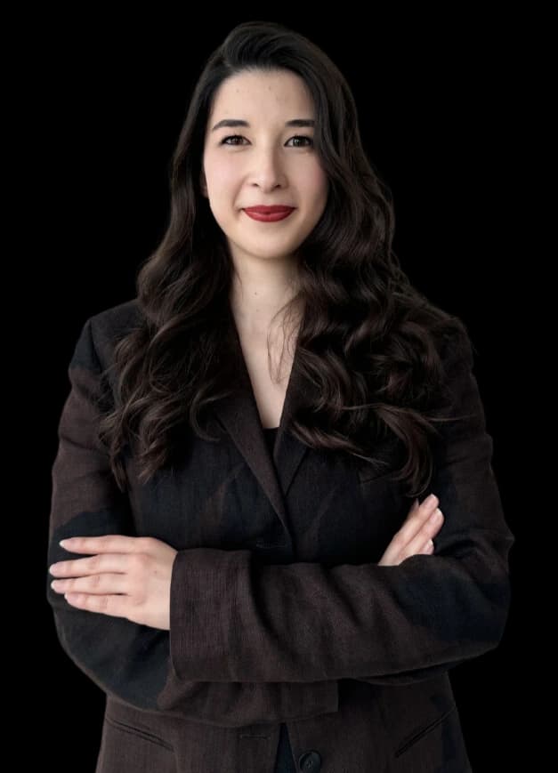 Av. Ayşe Neris Teker